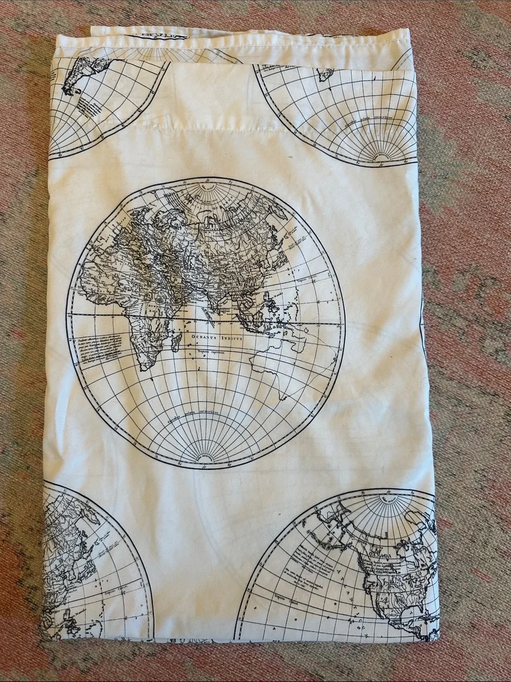 Max Studio Twin Sheet Sets with Black Globe Map